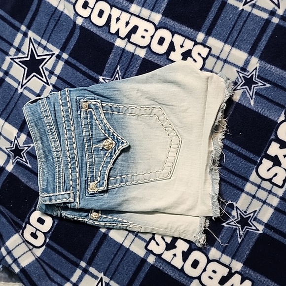 Miss Me bleach dipped shorts "RARE FIND" - Picture 4 of 6